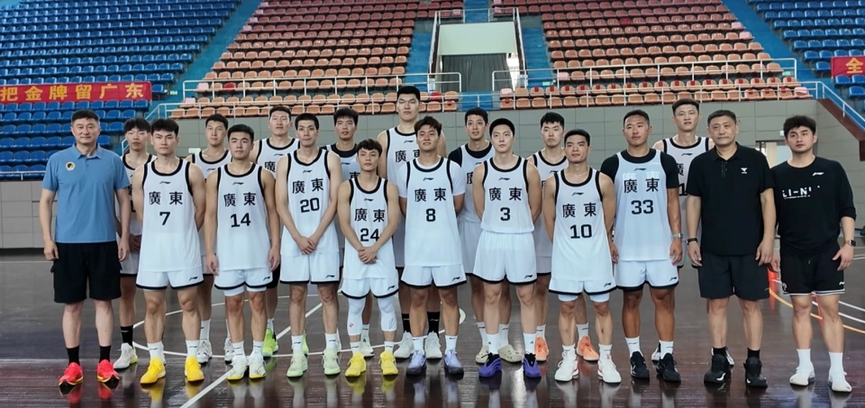 班牙赫罗纳, 张文逸的投