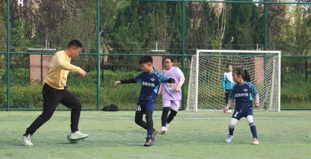 体育楼, 是孩子独享, 专业教练常 体育楼, 是孩子独享, 专业教练常